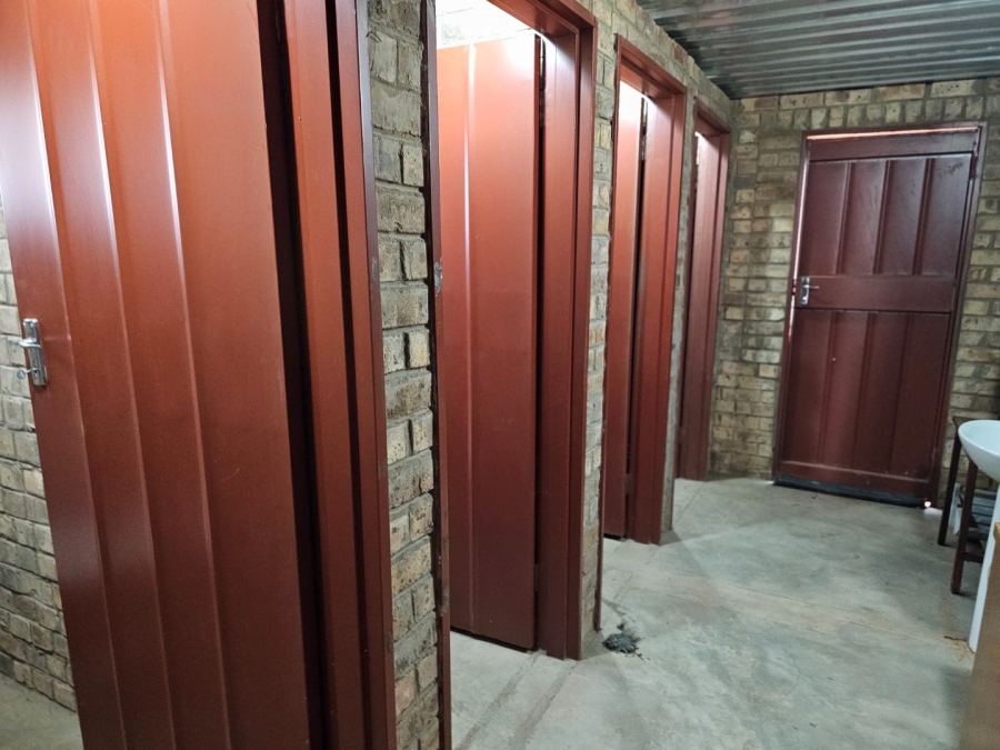 8 Bedroom Property for Sale in Potchefstroom Rural North West